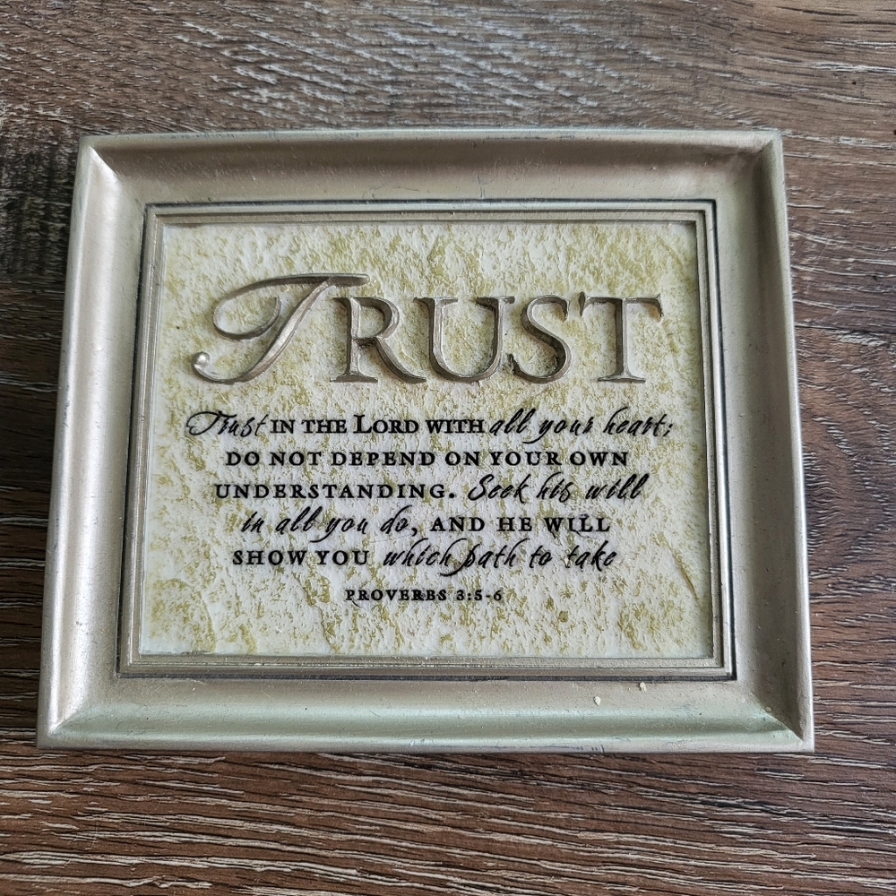 🌷💚Religious plaque